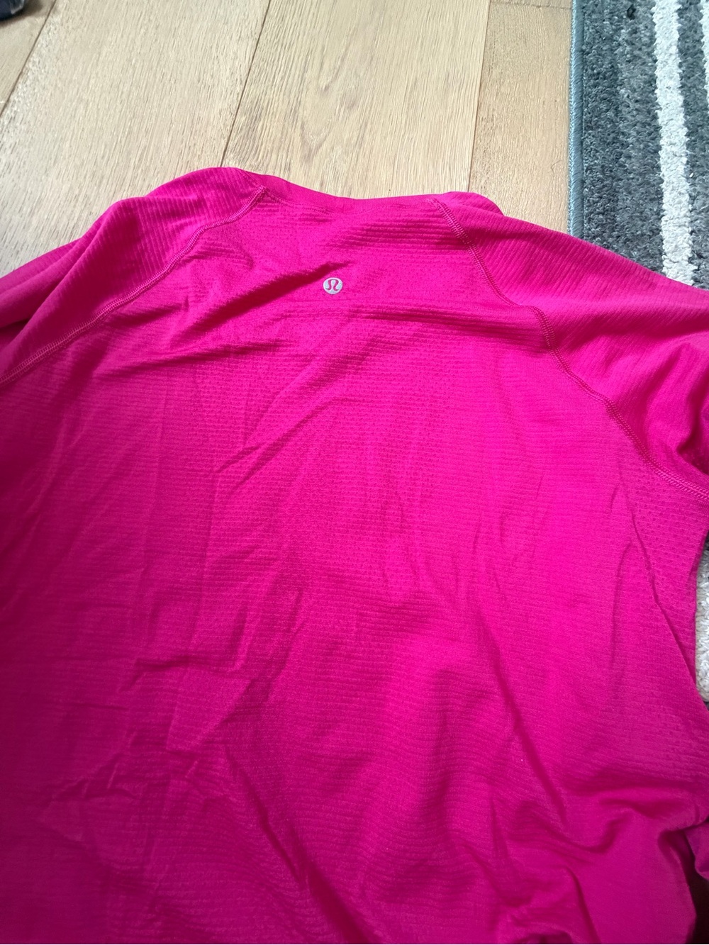 lululemon athletica Long Sleeve Tee - Bright Fuchsia Pink - Picture 3 of 3